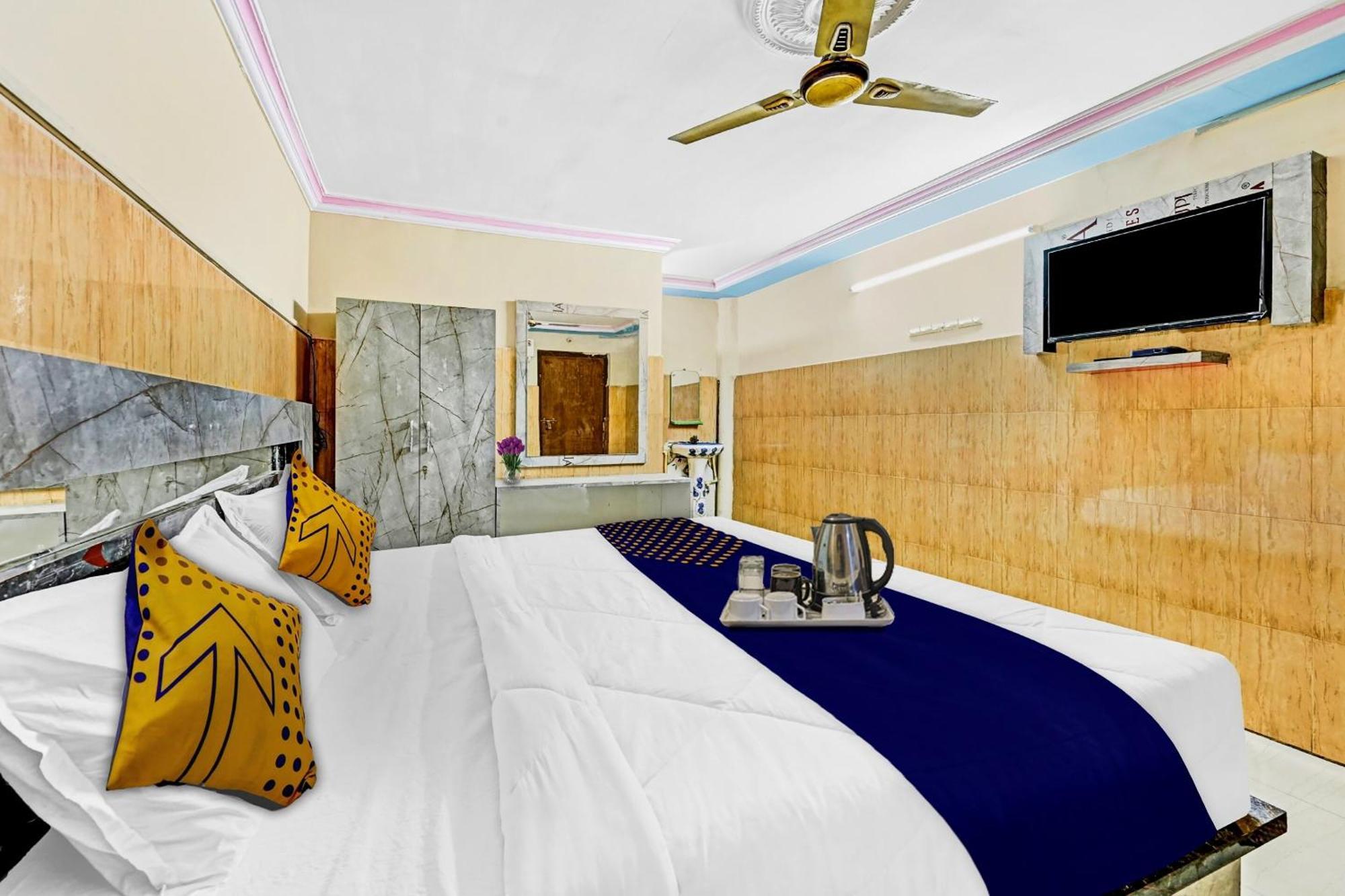 Spot On Svr Grand Hotell Vijayawāda Eksteriør bilde